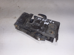 VOLVO XC60 (2017–2026) Hood latch 31479533 - 4