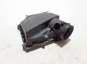 VOLVO XC60 (2017–2026) Luftfiltergehäuse 31474862 - 2