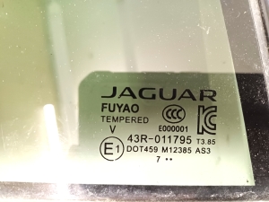 Jaguar l-Pace (2018–2026) Aizmugurējo sānu durvju trīsstūrveida stikls 43R-011795 - 3