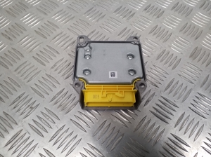  Airbag module 