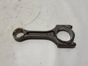  Connecting rod 