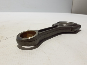  Connecting rod 