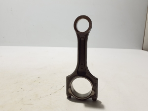  Connecting rod 