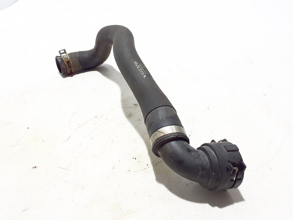 VOLVO XC60 1 generation (2008-2017) Right Side Water Radiator Hose 31439753 23783032