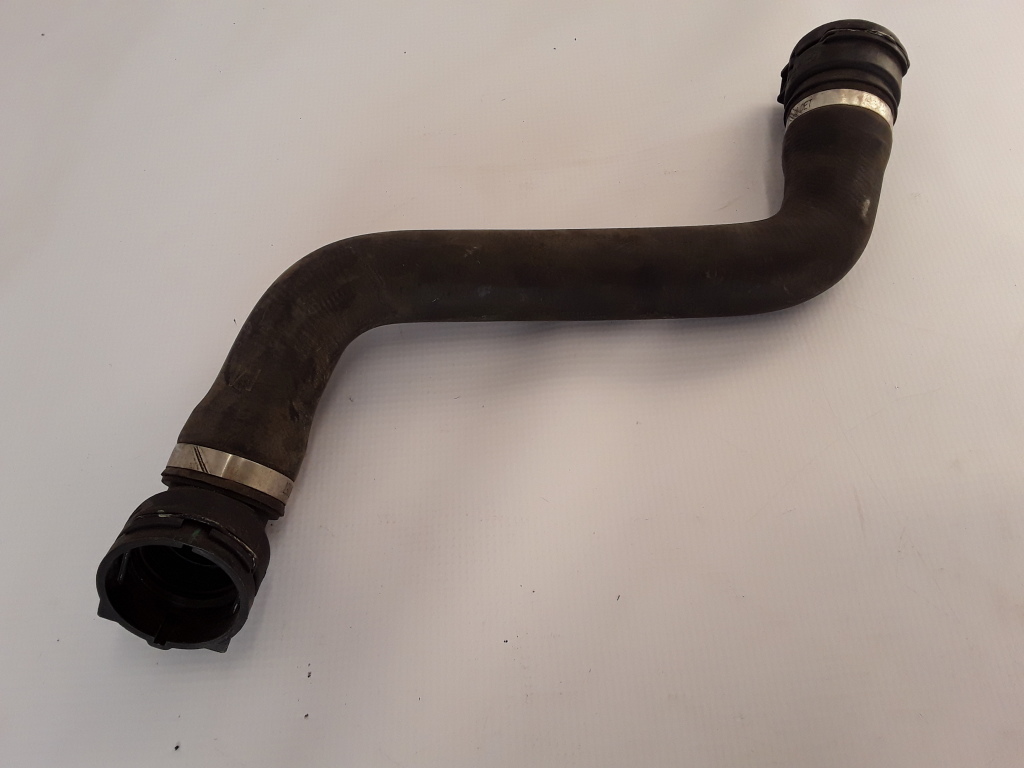 BMW 5 Series F10/F11 (2009-2017) Right Side Water Radiator Hose 17127809821 21079909