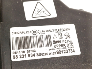 Peugeot 208 (2019–2026) Headlight 9823193480 - 3
