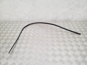 Windshield molding - 7412641