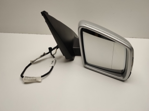   Side mirror and its details 