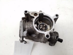 Skoda Superb (2008–2015) Vakuumpumpe 06J145100F