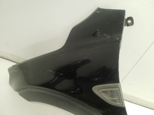 Chevrolet Captiva (2006–2016) Front fender - 2