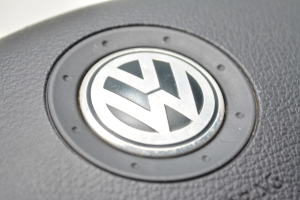 Volkswagen Passat B6 (2005–2010) Stūres drošības spilvens 1K0880201CA - 3