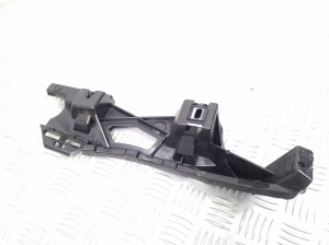  Rear bumper bracket 