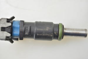  Fuel injector 