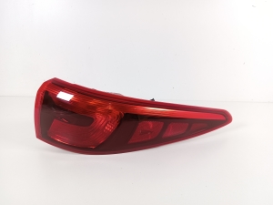 Eckleuchte hinten - 92402F10