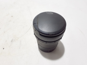 Mazda CX-3 (2015–2026) Salona konsoles cita detaļa C23564660 - 3