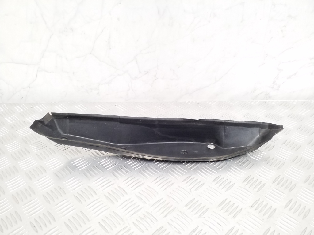 MERCEDES-BENZ C-Class W204/S204/C204 (2004-2015) Other Body Parts A2048890225 25026028