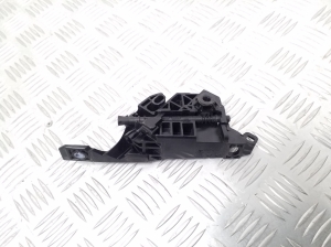 Other trunk lid part - 7453426