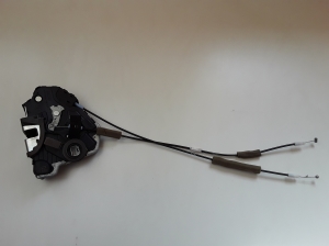 Honda CR-V (2012–2016) Front door lock 41113020780 - 3