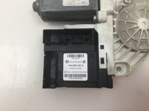 Volkswagen Passat B6 (2005–2010) Esiukse aknatõstuki mootor 1K959702K - 2