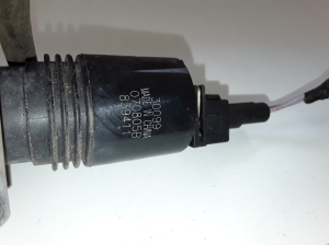 Land Rover Freelander (2006–2014) Front windshield washer pump 30099 - 3