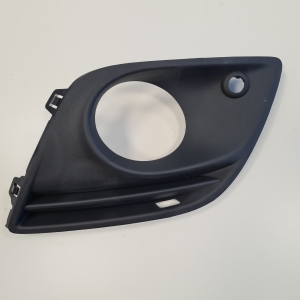  Front bumper fog lamp cover 