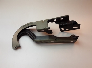 Peugeot 3008 (2009–2016) Hood hinge 9803143780 - 2