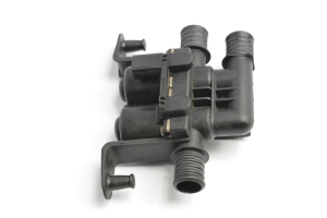BMW X5 E70 (2006–2013) Solenoid 6910544 - 5