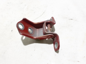 Mazda CX-3 (2015–2026) Front door lower hinge D46159210A - 3