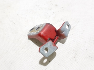Mazda CX-3 (2015–2026) Front door lower hinge D46159210A - 4
