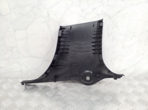 Mercedes Benz A-Class 176 (2012–2018) Keskpiilari siseviimistlus A1766920022 - 4