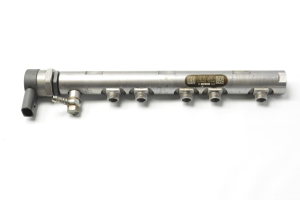 BMW 5 SERIES E60 (2003–2010) Common Rail Kraftstoffleitung 7809129 - 5