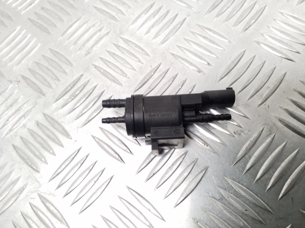 Mercedes Benz CLS-Class 218 (2011–2018) Magnetventil 0025407097 Mercedes Benz CLS-Class 218 (2011–2018) Magnetventil 0025407097