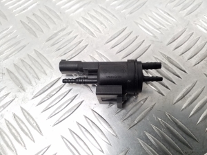 Mercedes Benz CLS-Class 218 (2011–2018) Magnetventil 0025407097 - 2