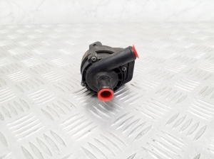 Auxiliary water pump - A2118350028
