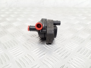 Mercedes Benz GLA-Class 156 (2013–2019) Auxiliary water pump A2118350028 - 6