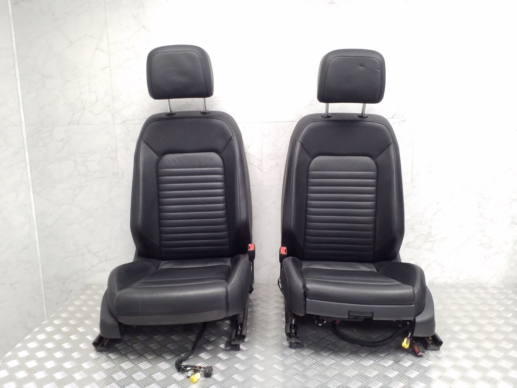 VOLKSWAGEN Passat B8 (2014-2023) Interior Seats W/ Door Cards Kit 25025963