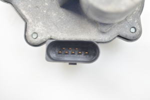 Volkswagen Passat B6 (2005–2010) Sisselaskekollektori klappide mootor 06F133482D - 4