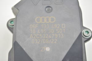 Volkswagen Passat B6 (2005–2010) Sisselaskekollektori klappide mootor 06F133482D - 5