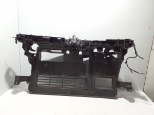 RENAULT Megane IV (2016–2022) Radiator support and its parts 625001359R - 4