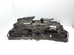 RENAULT Megane IV (2016–2022) Radiator support and its parts 625001359R - 5
