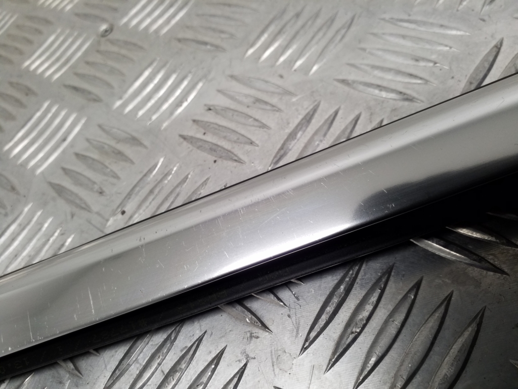 MERCEDES-BENZ E-Class W213/S213/C238/A238 (2016-2024) Aizmugurējo labo durvju logu līste A2137300424 23774393