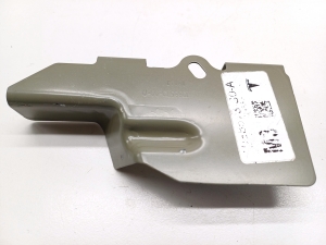 Tesla Model 3 3 (2016–2024) Front fender bracket 1088573-S0-A - 2