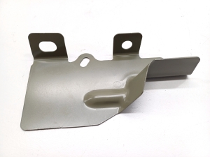 Tesla Model 3 3 (2016–2024) Front fender bracket 1088573-S0-A - 3