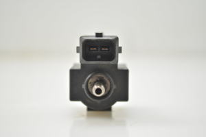 Jaguar XJ (2009–2026) Magnetventil AH22209054AA - 2