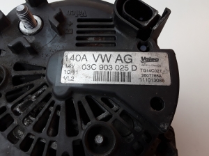 Skoda Octavia II (2004–2013) Alternator 03C903025D - 2