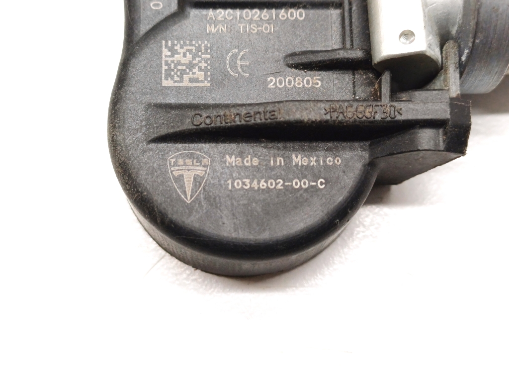 TESLA Model S 1 generation (2012-2024) Suspension pressure sensor 1034602-00-C 24292914