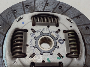  Clutch plate 