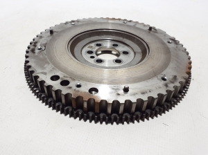  Clutch flywheel 