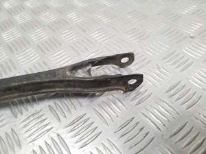 Mercedes Benz C-Class 205 (2014–2021) Tagumine õõtshoob A2043521205 - 2