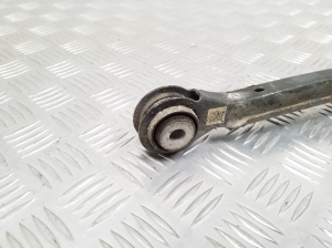 Mercedes Benz C-Class 205 (2014–2021) Tagumine õõtshoob A2043521205 - 4